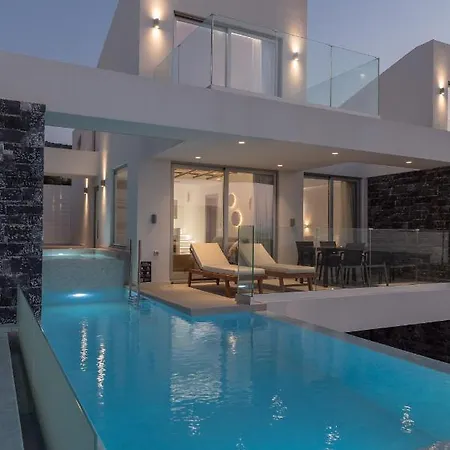 Zen Luxury & Suites, By Thinkvilla