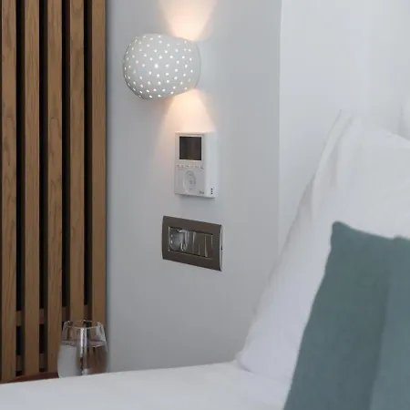 Zen Luxury & Suites, By Thinkvilla Βίλα Χερσόνησος