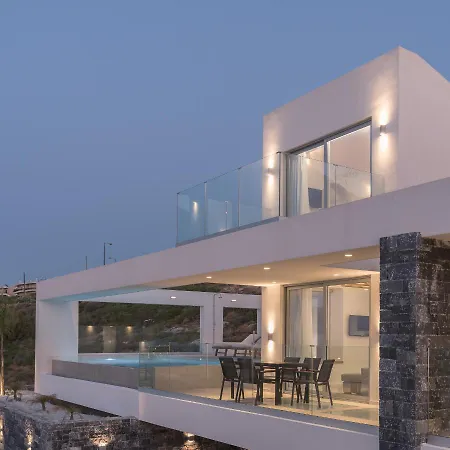 Zen Luxury & Suites, By Thinkvilla Willa Hersonissos (Crete)