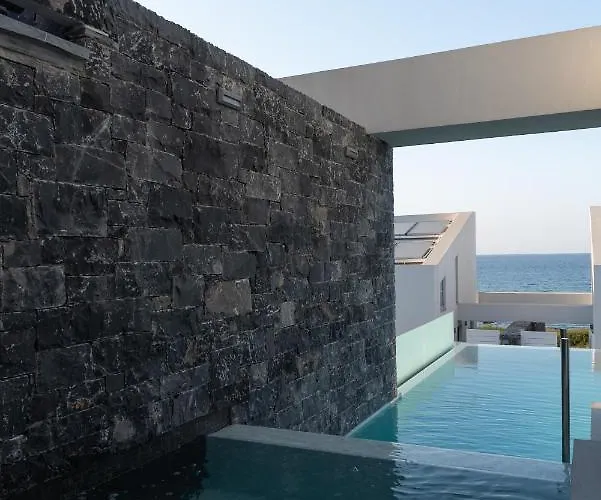 Zen Luxury & Suites, By Thinkvilla Villa *