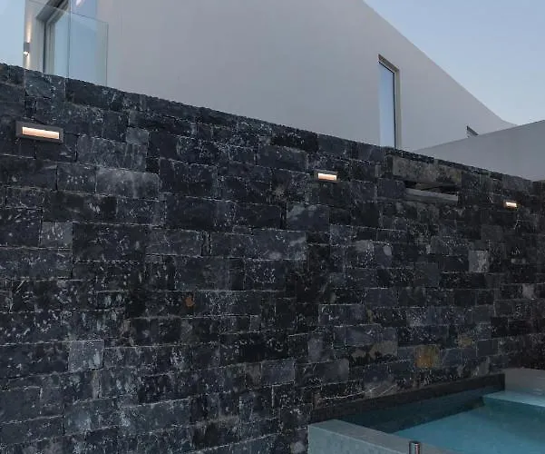 Villa Zen Luxury & Suites, By Thinkvilla Hersonissos (Crete)