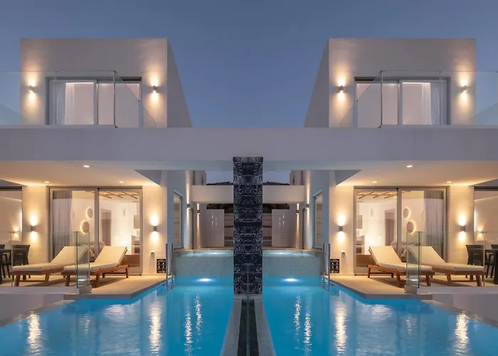 Zen Luxury & Suites, By Thinkvilla Hersonissos (Crete)