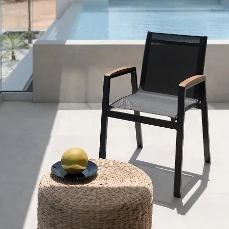 Vila Zen Luxury & Suites, By Thinkvilla *