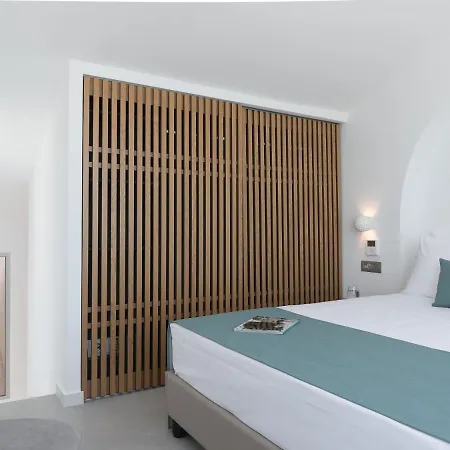 Zen Luxury & Suites, By Thinkvilla