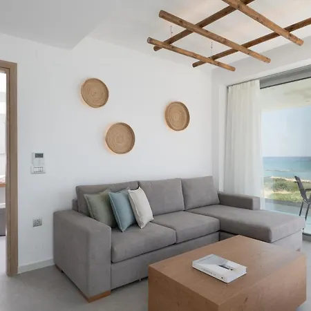 Zen Luxury & Suites, By Thinkvilla Vila