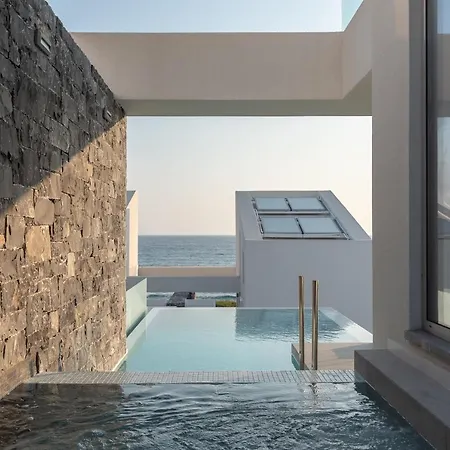 Zen Luxury & Suites, By Thinkvilla