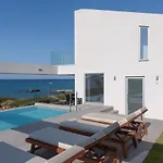 Willa Zen Luxury & Suites, By Thinkvilla Hersonissos (Crete)