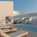 Zen Luxury & Suites, By Thinkvilla * Hersonissos (Crete)