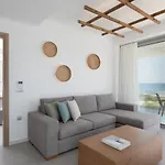 Zen Luxury & Suites, By Thinkvilla Willa