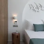 Zen Luxury & Suites, By Thinkvilla Hersonissos (Crete)