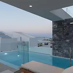 Willa Zen Luxury & Suites, By Thinkvilla Hersonissos (Crete)