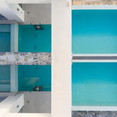 Villa Zen Luxury & Suites, By Thinkvilla Hersonissos (Crete)