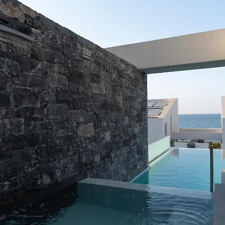 Zen Luxury & Suites, By Thinkvilla וילה *