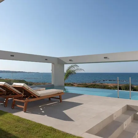 Zen Luxury & Suites, By Thinkvilla *