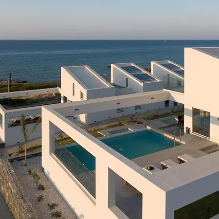 Zen Luxury & Suites, By Thinkvilla Hersonissos (Crete)