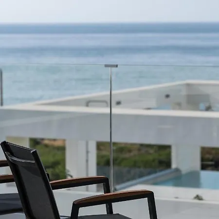 Villa Zen Luxury & Suites, By Thinkvilla Hersonissos (Crete)