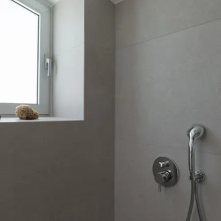 Zen Luxury & Suites, By Thinkvilla * Hersonissos (Crete)