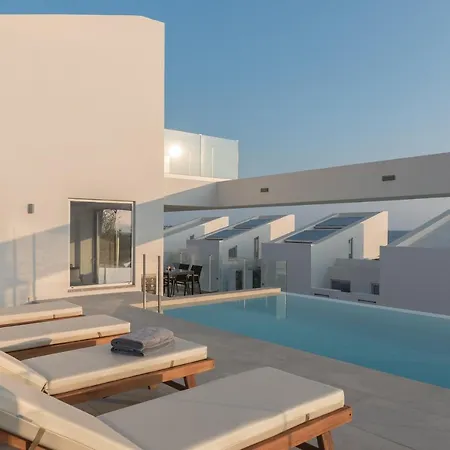 Zen Luxury & Suites, By Thinkvilla * Hersonissos (Crete)