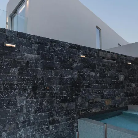 וילה Zen Luxury & Suites, By Thinkvilla הרסוניסוס