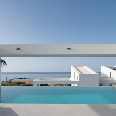 Villa Zen Luxury & Suites, By Thinkvilla Hersonissos (Crete)