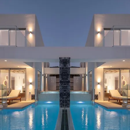 Zen Luxury & Suites, By Thinkvilla הרסוניסוס