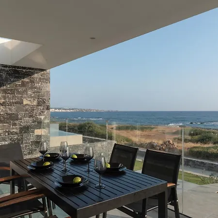 Zen Luxury & Suites, By Thinkvilla *