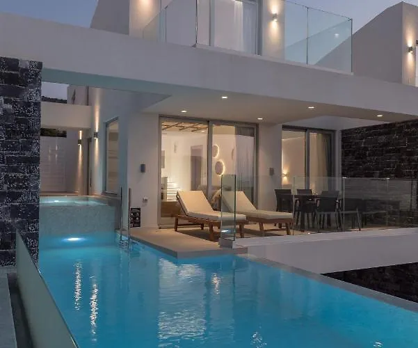 Zen Luxury & Suites, By Thinkvilla