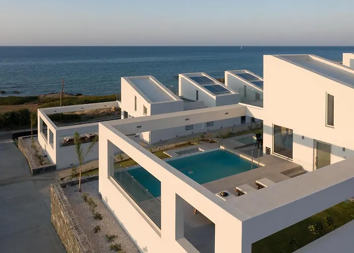 Zen Luxury & Suites, By Thinkvilla Херсонісос