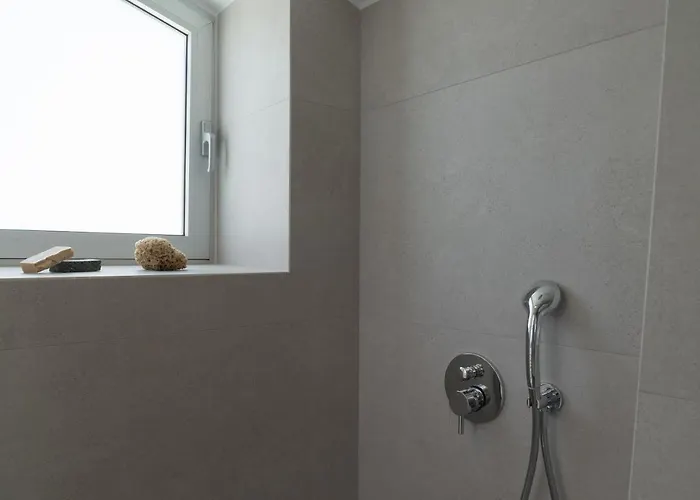 Zen Luxury & Suites, By Thinkvilla * Херсонісос