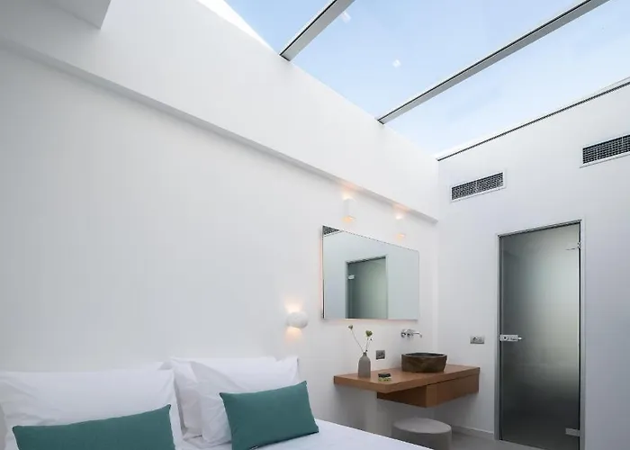 Zen Luxury & Suites, By Thinkvilla