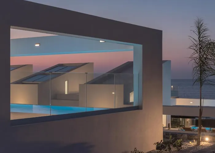 Zen Luxury & Suites, By Thinkvilla Χερσόνησος