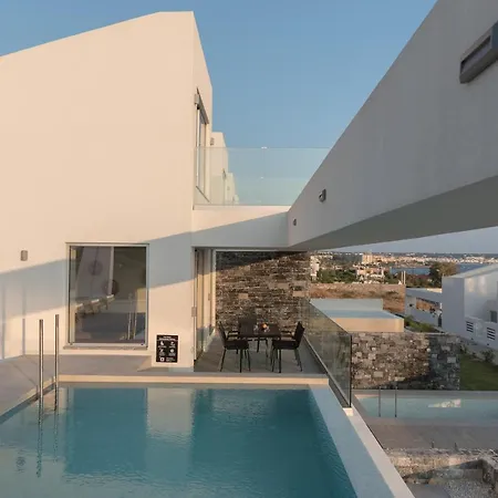 Willa Zen Luxury & Suites, By Thinkvilla Hersonissos (Crete)