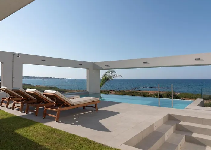 Zen Luxury & Suites, By Thinkvilla *