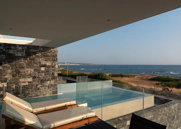 Zen Luxury & Suites, By Thinkvilla